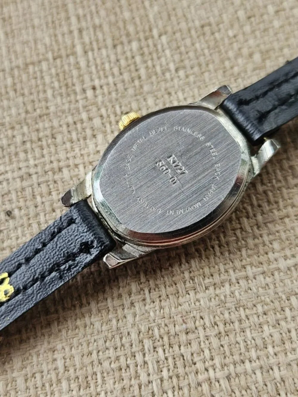 Vintage Kathy Ireland Women Wristwatch Date Calendar Analog Quartz Wrist Watch